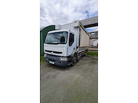 Renault premium distribution 210.18 4x2