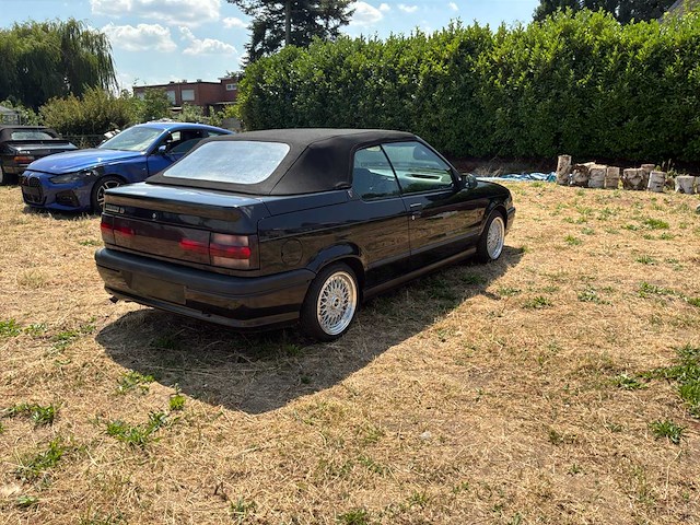 Renault r19 cabriolet karman edition vintage auto's > 15 - afbeelding 45 van  46