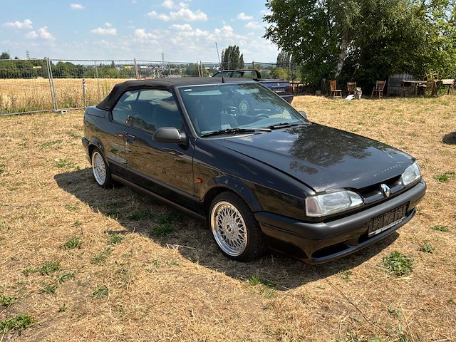 Renault r19 cabriolet karman edition vintage auto's > 15 - afbeelding 1 van  38