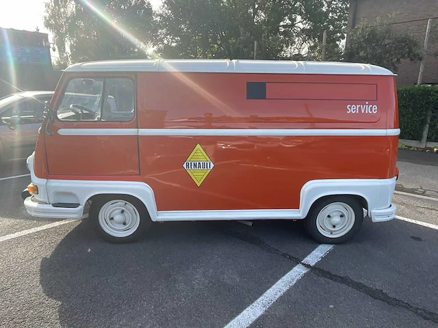 Renault r2137 estafette oldtimer - afbeelding 12 van  20