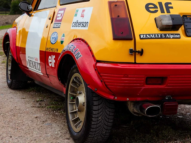 Renault r5 alpine oldtimer - afbeelding 11 van  26
