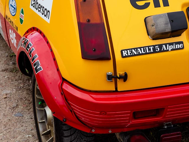 Renault r5 alpine oldtimer - afbeelding 9 van  28