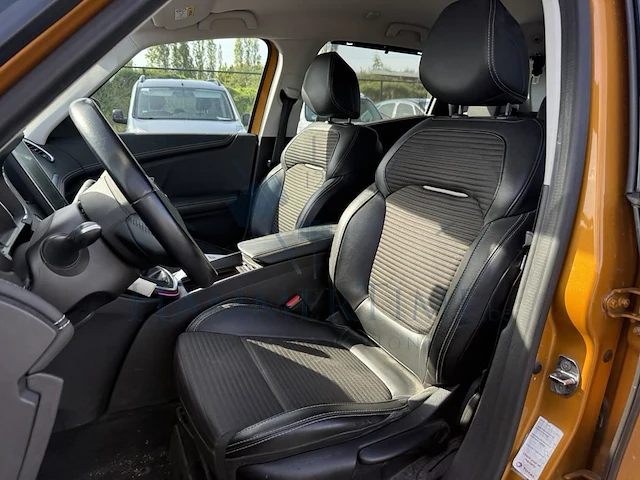 Renault scenic 1 2 tce energy intens, 2017 - afbeelding 2 van  36