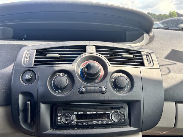 Renault scenic ii phase ii 1.6i 16v dynamique,2006 - afbeelding 8 van  40