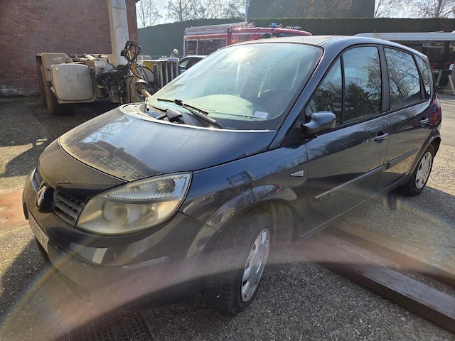 Renault scenic - afbeelding 1 van  18