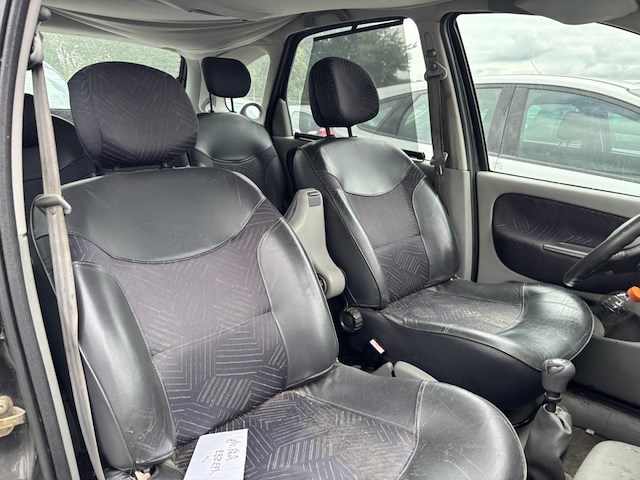 Renault scenic - afbeelding 7 van  8