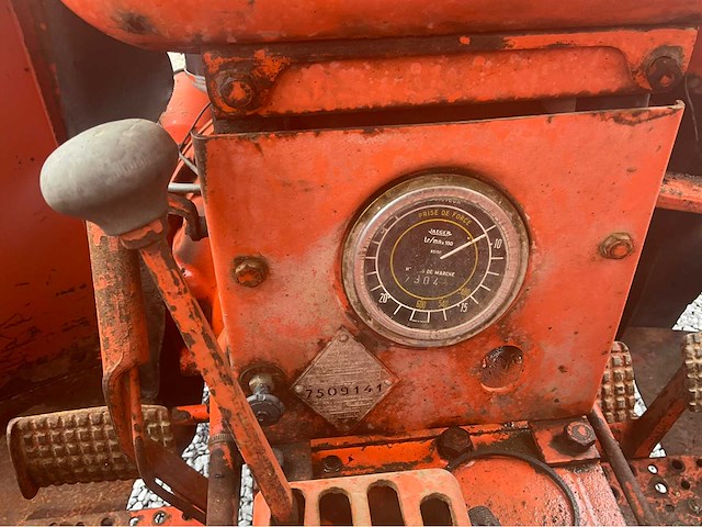 Renault super 5 en super 7 vintage tractor - afbeelding 13 van  29