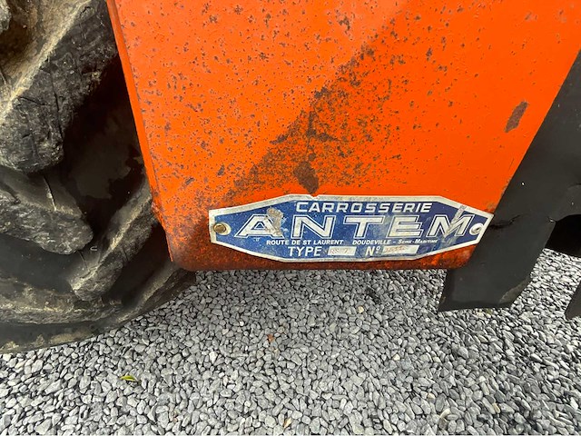 Renault super 5 en super 7 vintage tractor - afbeelding 21 van  29