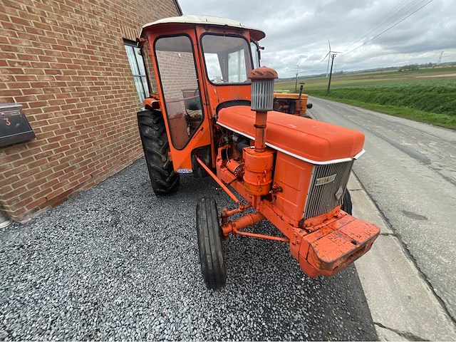Renault super 5 en super 7 vintage tractor - afbeelding 24 van  29