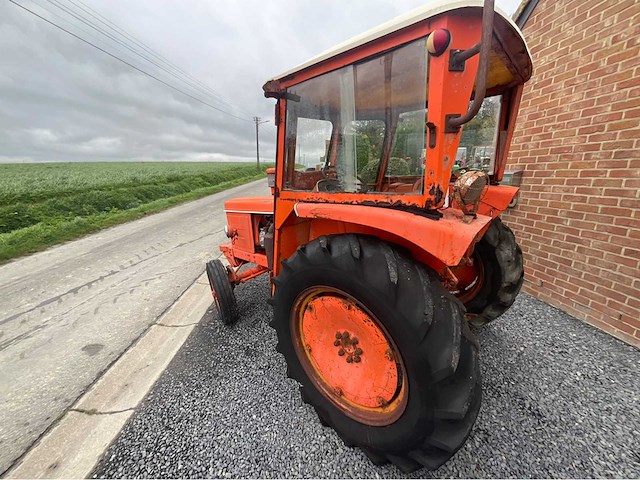 Renault super 5 en super 7 vintage tractor - afbeelding 16 van  18