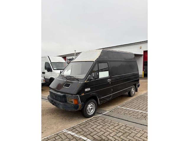 Renault tbx 300 camionette 1987 diesel - afbeelding 1 van  13