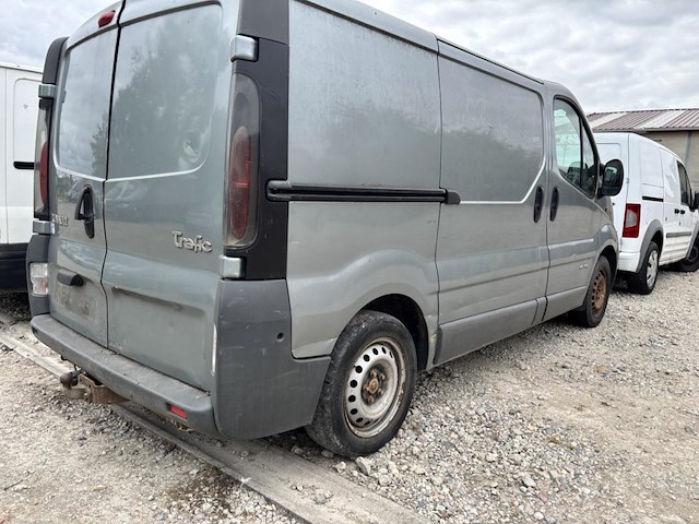 Renault traffic - afbeelding 4 van  9