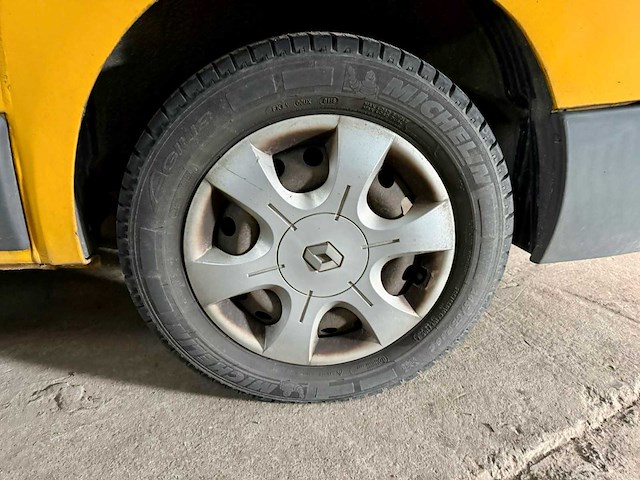 Renault trafic - lichte vracht - afbeelding 15 van  25