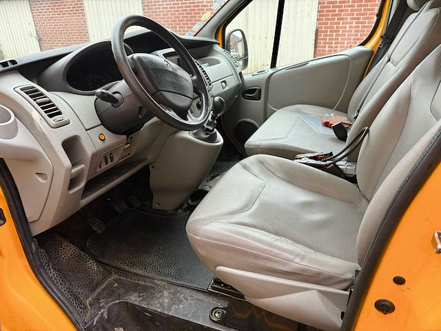 Renault trafic - lichte vracht - afbeelding 18 van  25