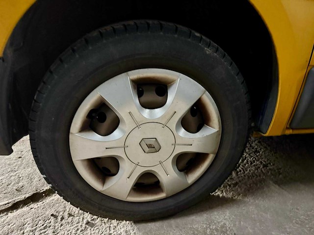 Renault trafic - lichte vracht - afbeelding 18 van  21