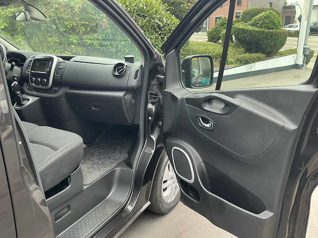 Renault trafic 2.0 dci bedrijfswagen - afbeelding 36 van  45