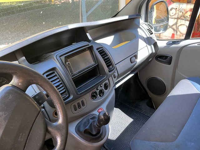 Renault trafic bedrijfswagen - afbeelding 10 van  12