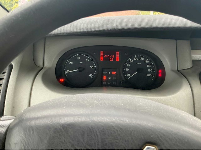 Renault trafic bedrijfswagen - afbeelding 3 van  24