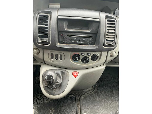 Renault trafic bedrijfswagen - afbeelding 20 van  24