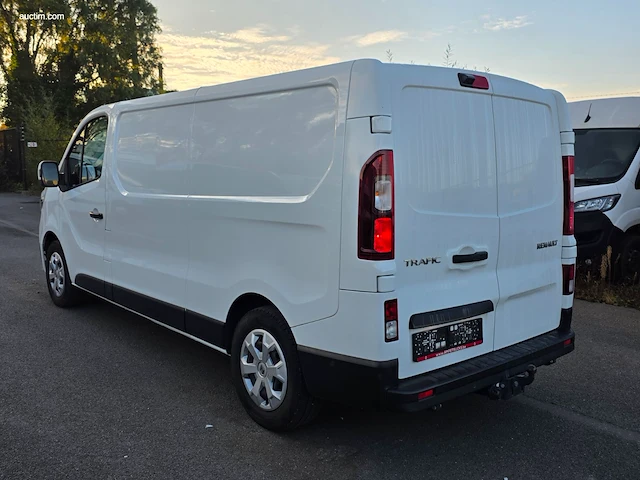 Renault trafic grand confort l2h1 dci 150 2024 - afbeelding 32 van  37