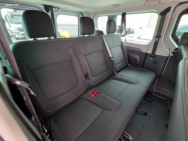 Renault trafic grand passenger intens blue dci... - afbeelding 17 van  39