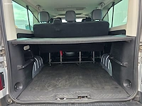Renault trafic grand passenger intens blue dci... - afbeelding 18 van  36
