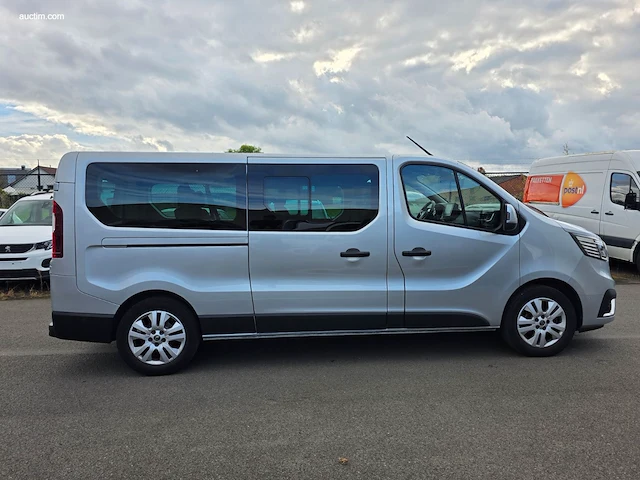 Renault trafic grand passenger intens blue dci... - afbeelding 32 van  36