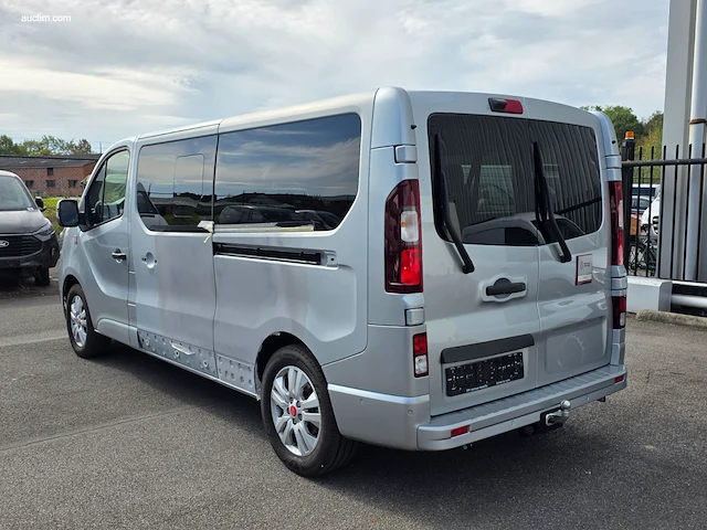 Renault trafic l2h1 minibus red combi fwd 2026 - afbeelding 23 van  41