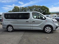 Renault trafic l2h1 minibus red combi fwd 2026 - afbeelding 37 van  41
