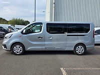 Renault trafic l2h1 minibus red combi fwd 2026 - afbeelding 38 van  41
