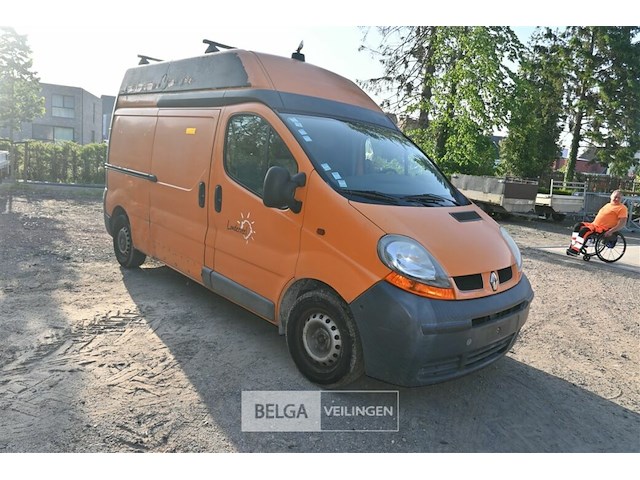 Renault trafic lichte vrachtwagen - afbeelding 1 van  22