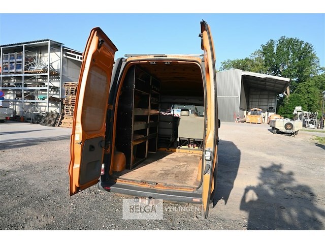 Renault trafic lichte vrachtwagen - afbeelding 16 van  22