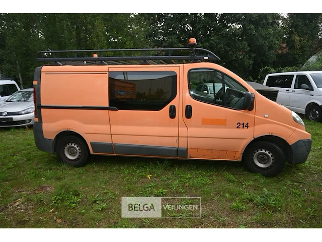 Renault trafic lichte vrachtwagen - afbeelding 5 van  21