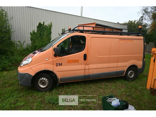 Renault trafic lichte vrachtwagen - afbeelding 10 van  21