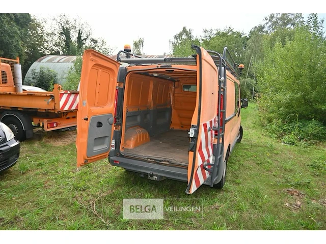 Renault trafic lichte vrachtwagen - afbeelding 13 van  21