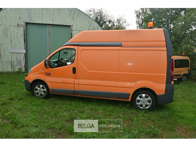 Renault trafic lichte vrachtwagen - afbeelding 15 van  25