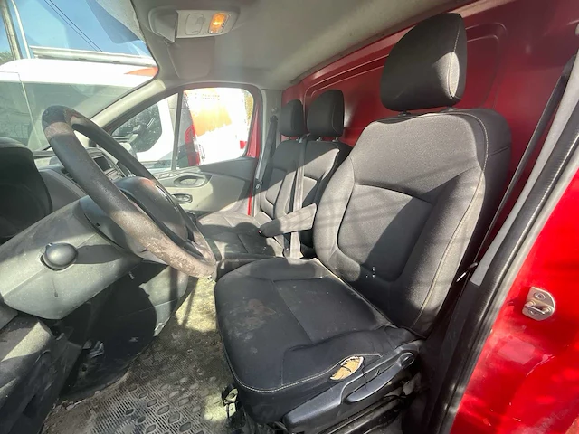 Renault trafic van - afbeelding 3 van  30