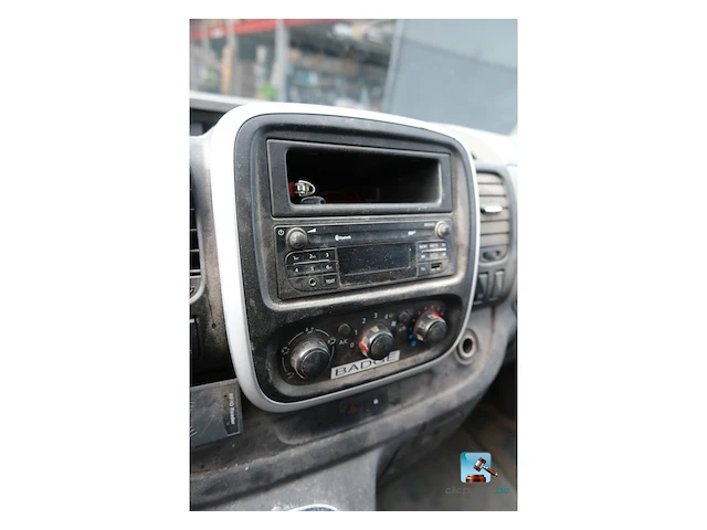 Renault trafic - afbeelding 11 van  37