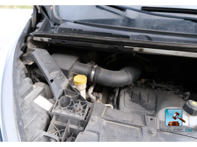 Renault trafic - afbeelding 22 van  37