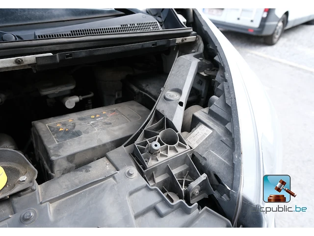 Renault trafic - afbeelding 24 van  37
