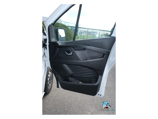 Renault trafic - afbeelding 20 van  49