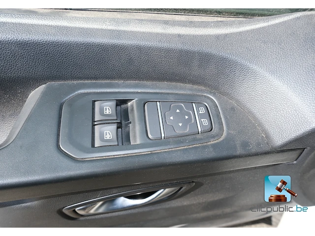 Renault trafic - afbeelding 16 van  45