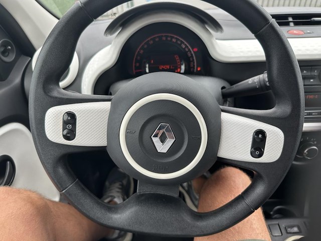 Renault twingo 1.0i sce intens s&s,2015 - afbeelding 2 van  23