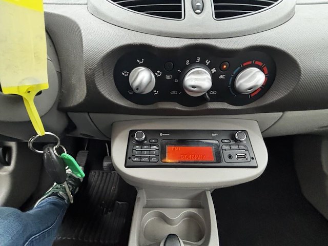 Renault twingo 1.2i lev authentique, 2013 - afbeelding 4 van  34