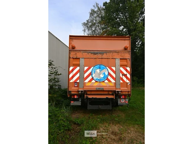 Renault vrachtwagen met dhollandia laadklep - afbeelding 4 van  17