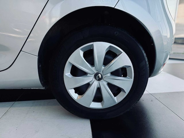 Renault zoé r110 levensduur 52 kwh - accu inbegrepen - afbeelding 15 van  34