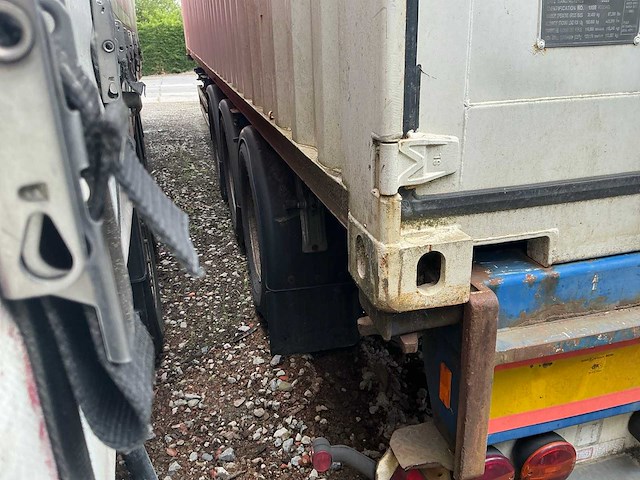 Renders roc12.27cc trailer met 40” container - afbeelding 3 van  43