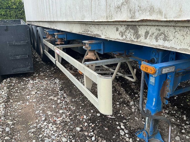 Renders roc12.27cc trailer met 40” container - afbeelding 40 van  43
