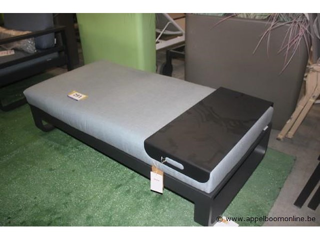 Reno frame grote poef | reno/belvedere/vigo zitkussen voor poef groot sunbrella frosty chiné - afbeelding 1 van  1