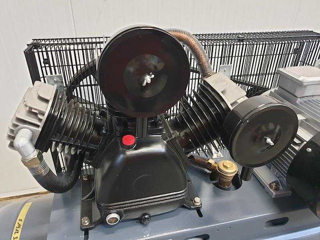 Renopower - bd10-270-12.5-t - luchtcompressor - ongebruikt - afbeelding 4 van  8